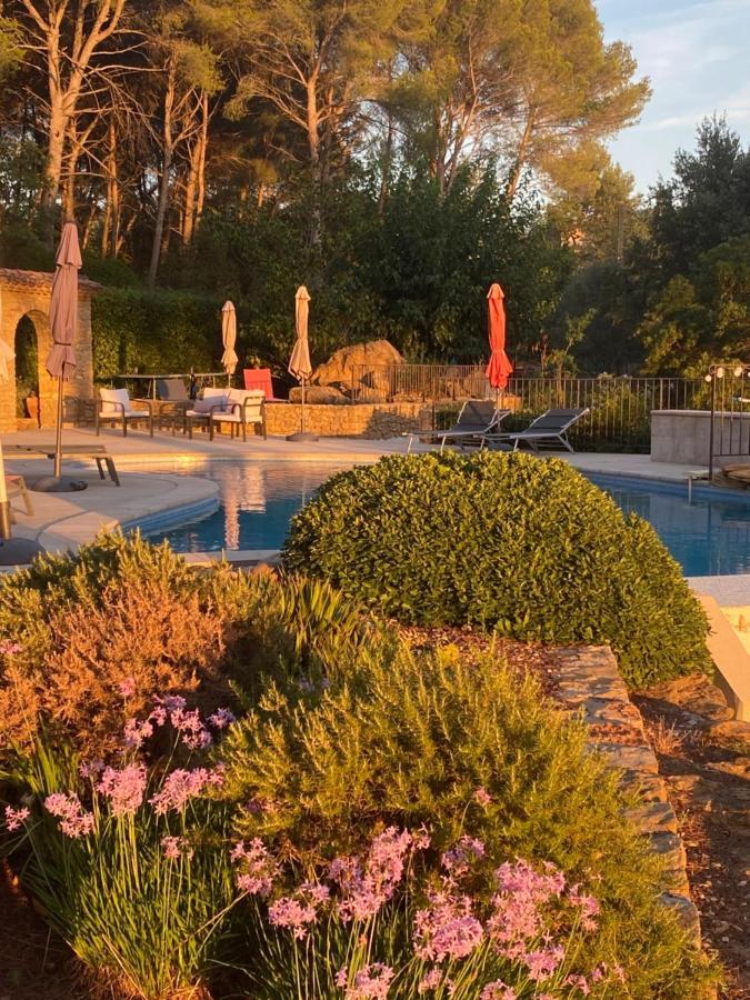 Une Pause En Provence Ле-Боссе Экстерьер фото